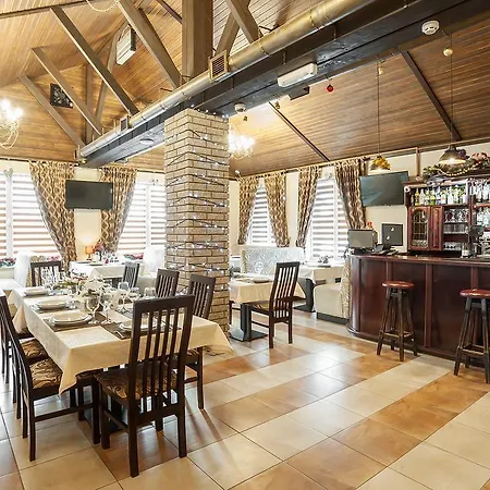 5 каминов 4* Yasinya