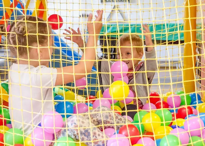 Апарт-Отель 5 Каминов Aparthotel 4*