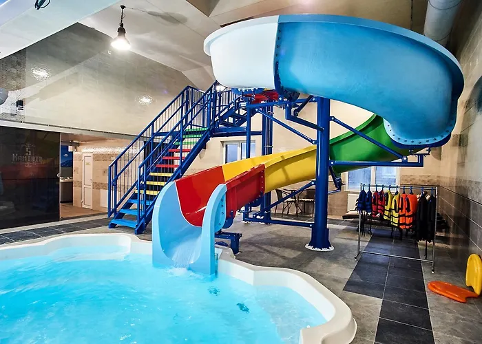Aparthotel Апарт-Отель 5 Каминов 4*