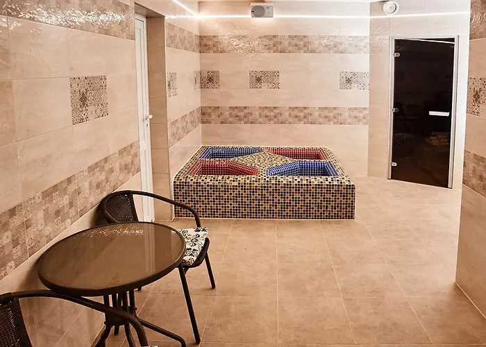 5 каминов 4* Jassinja